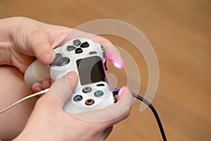 Hand play game on console for playing the console