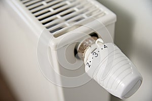 Hand turn heat radiator knob thermostat