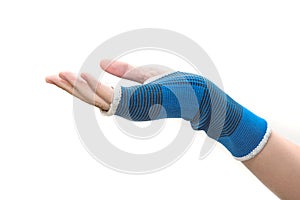 Hand with wrist support