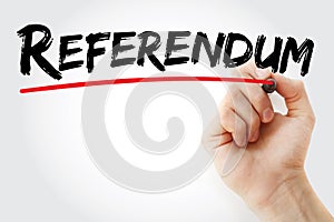 Hand writing Referendum with marker