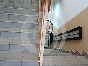 Handicap elevator, lift for invalid wheelchair