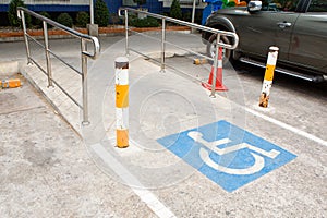 Handicapped parking spot marking