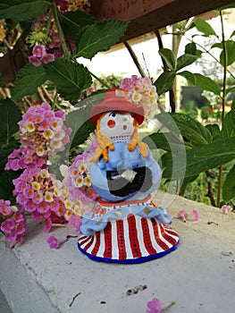 Handmade beauty russiantoy toys lady art sculptur flower pink blue women green photo