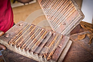 Handmade production process of cigars