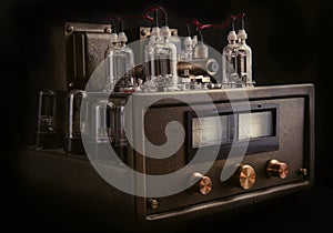 Handmade tube amplifier