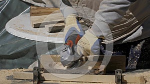 Handmaking a wooden bowl