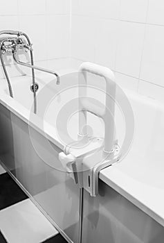 Handrail for disabled and elderly people in the bathroom