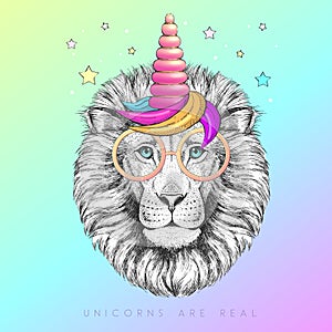 Handrawing animal lion wearing cute glasses with unicorn horn. T-shirt graphic print.