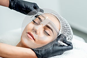 Markup with ruler on brows