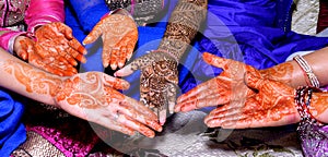 Hands With Heena Design
