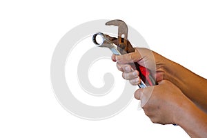 In the hands of the inspector and repair the engine, holding the wrench, the ring, the deck, tighten and release the nut and pipe