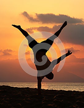 Handstand photo