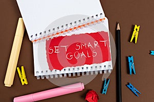 Handwriting text Set Smart Goals. Word for Establish achievable objectives Make good business plans