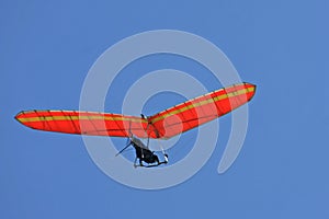 Hang glider flying