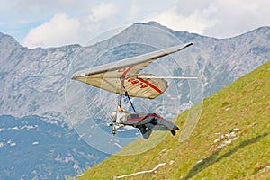Hang gliding in Julian Alps