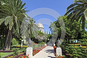 Hanging Gardens of Haifa (BahÃ¡âÃ­ GÃ¤rten) in Haifa photo