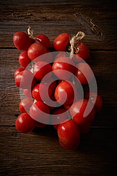 Hanging tomatoes de colgar from Catalonia photo