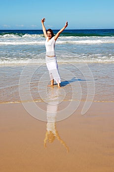 Contento Spiaggia vacanza una donna 