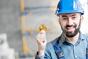 Builder with cryptocoin