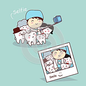 Happy cartoon tooth family selfie