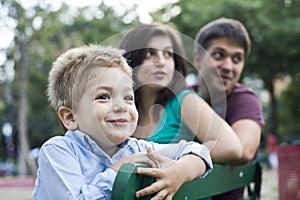 Familia feliz 