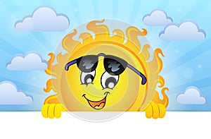 Happy lurking sun theme image 5