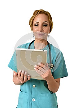 Happy woman md emergency doctor or nurse posing smiling using digital tablet pad