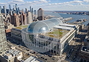 Haracteristic of New York City s skyline. The scene includes