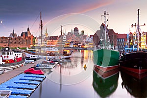 Harbor at Motlawa river with old town