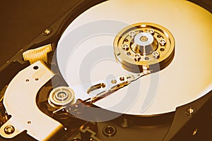 Hard disk's internal mechanism hardware