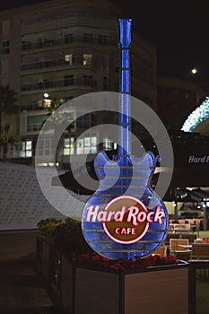 Hard rock cafe neon guitar