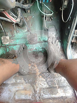 Hard worker foot dirty car toyota cable mud break metal otomotive
