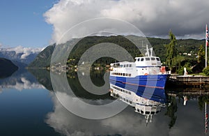 Hardangerfjord, Ulvik