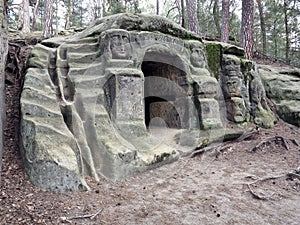 Harpist - Grotto And Rock Sculptures