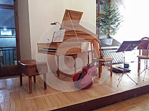 Harpsichord and viola da gamba photo