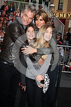 Harry Hamlin,Lisa Rinna