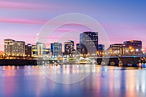 Hartford skyline and Founders Bridge photo