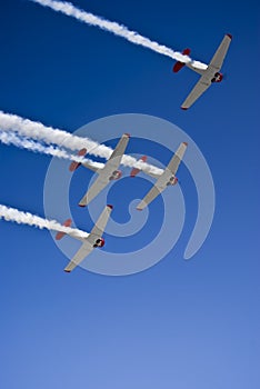 Harvard Aerobatic Team, Smoke On, Flyover