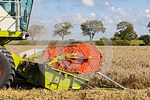 Harvesting grain in Pieterburen Groningen