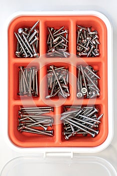 Harware screws