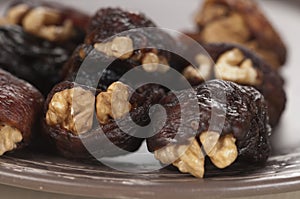 Hastak (dry dates with walnut)