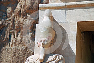Hatshepsut statue