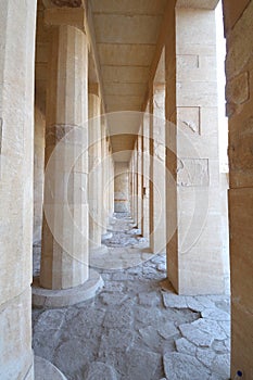 Hatshepsut temple Egypt