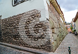 Hatunrumiyoc wall in Cusco photo