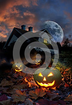 Haunted house halloween pumpkins