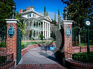 The Haunted Mansion - Disneyland