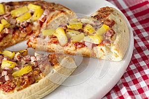 Hawaiian pizza