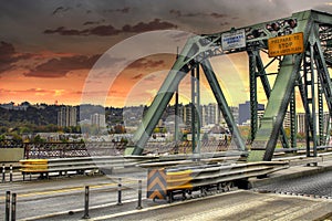 Hawthorne Bridge Portland Oregon photo