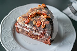 Hazelnut and almond croquant pie