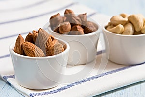 Hazelnut, almonds and acajou